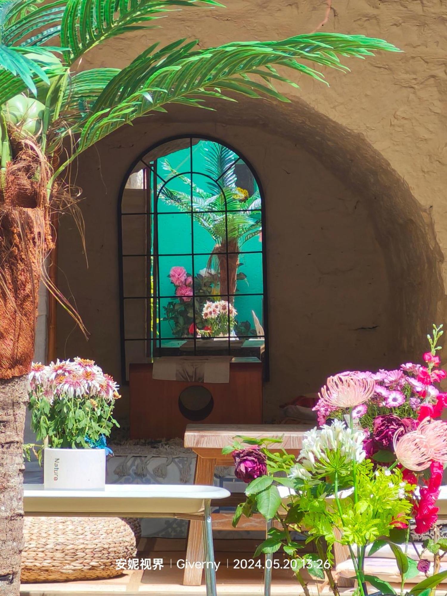 Le Coin Des Artistes Bed and Breakfast Ζιβερνί Εξωτερικό φωτογραφία