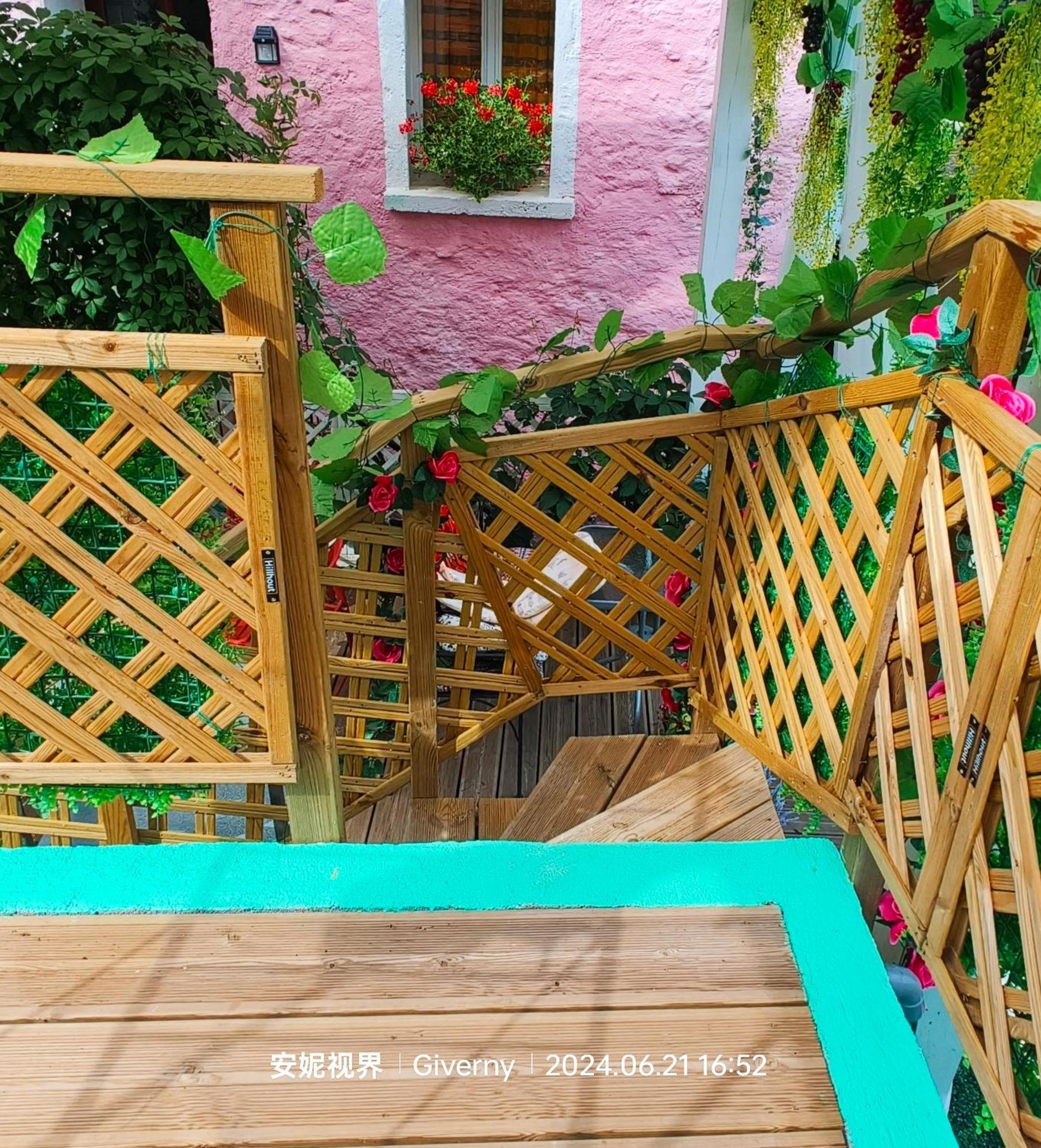 Le Coin Des Artistes Bed and Breakfast Ζιβερνί Εξωτερικό φωτογραφία